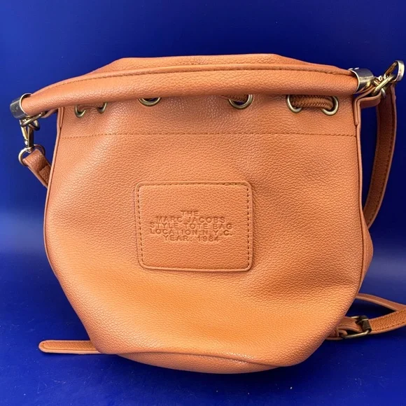 Marc Jacobs Tan Bucket Leather Shoulder Bag